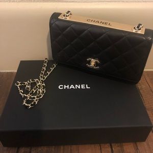 Chanel Wallet on chain (Trendy CC)